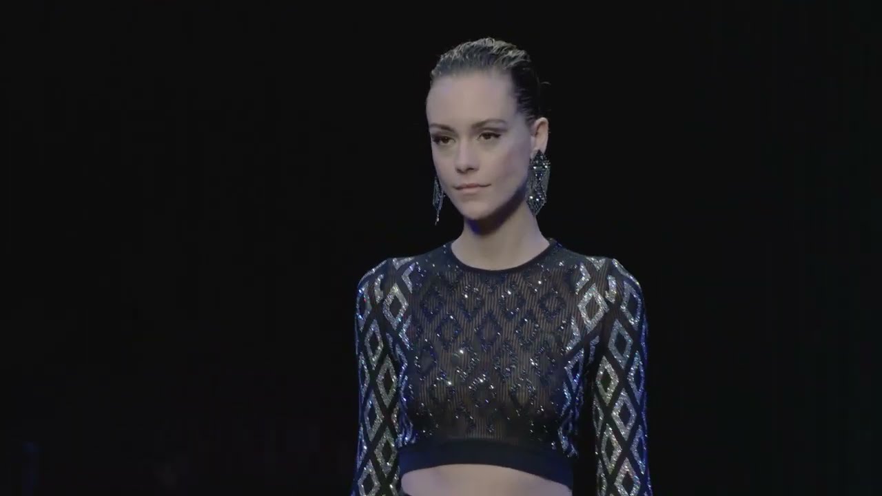 The Giorgio Armani Fall Winter 2022-23 Fashion Show