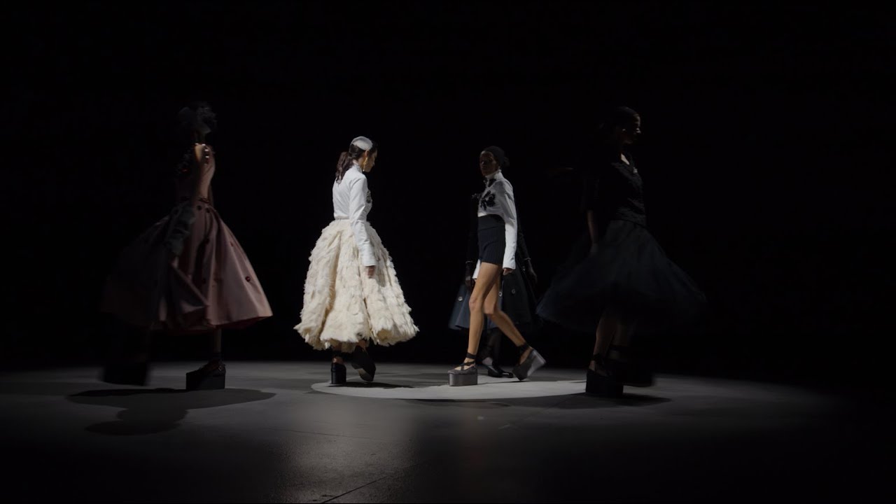 Autumn Winter 2021 Show | ERDEM