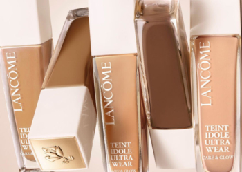 Fondotinta Lancome Teint Idole Ultra Wear Care & Glow