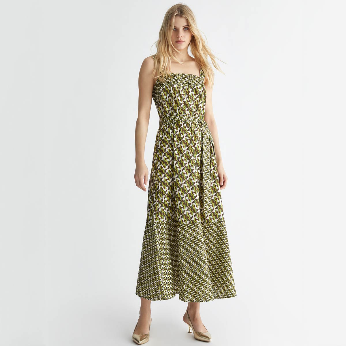 outfit verde oliva 2024 outfit verde oliva 2024
