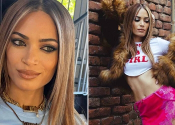 Elodie con capelli bicolore e ciuffo biondo