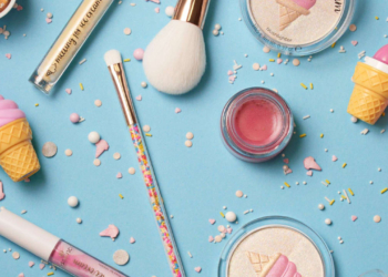 Collezione trucco Essence Melting for Ice Cream Estate 2023