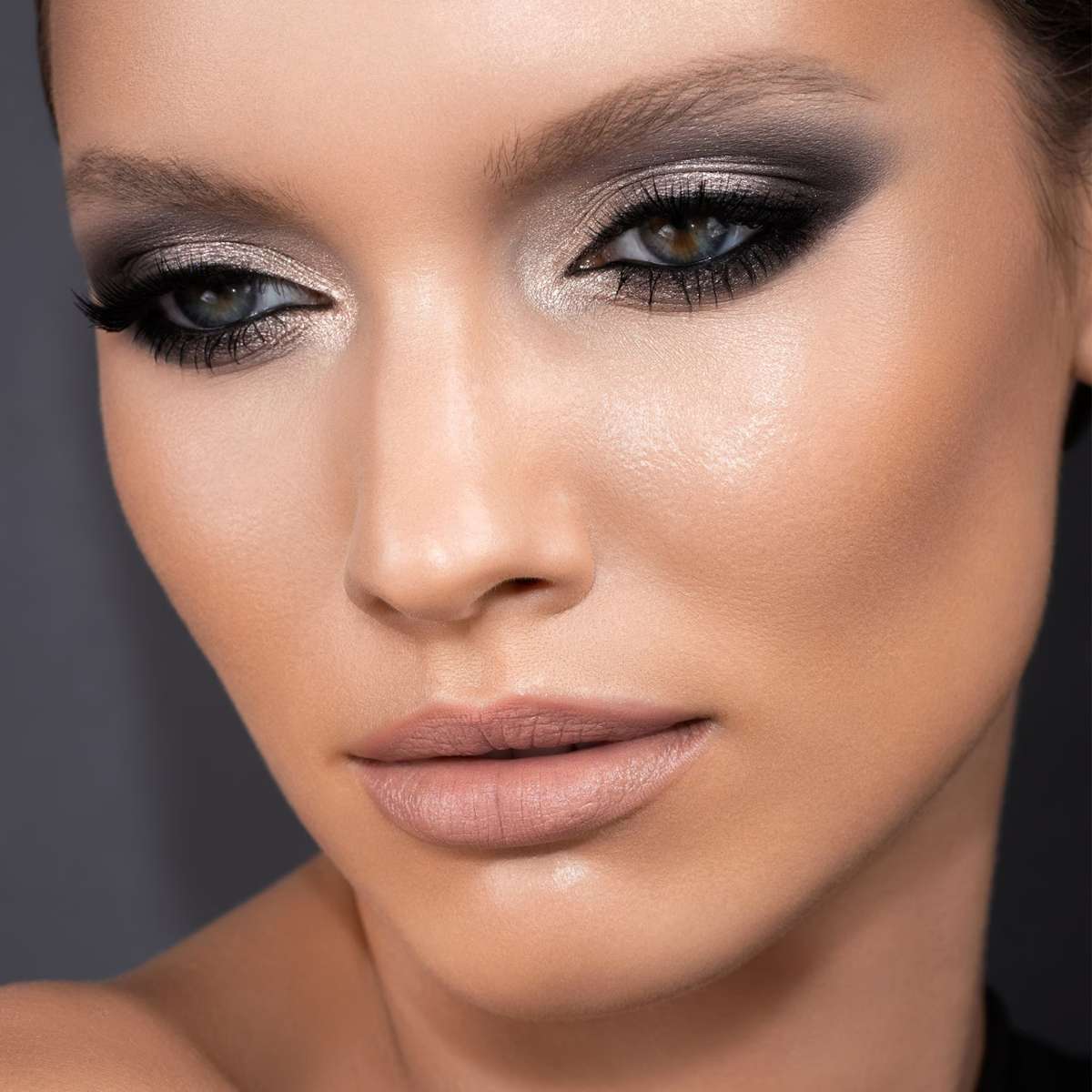 Tendenza trucco nude anni '90 Tendenza trucco nude anni '90