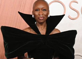 Cynthia Erivo maxi abito con fiocco Oscar 2025