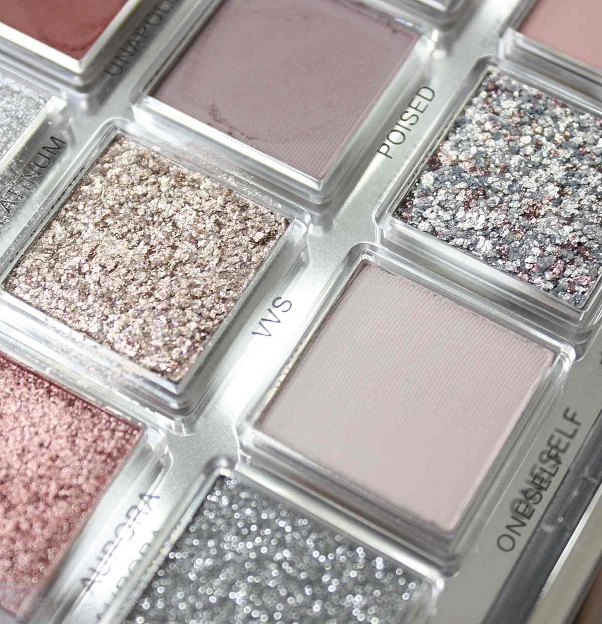 Ombretti palette Icy Nude di Huda Beauty Ombretti palette Icy Nude di Huda Beauty