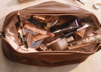 Charlotte Tilbury collezione trucco Super Nudes