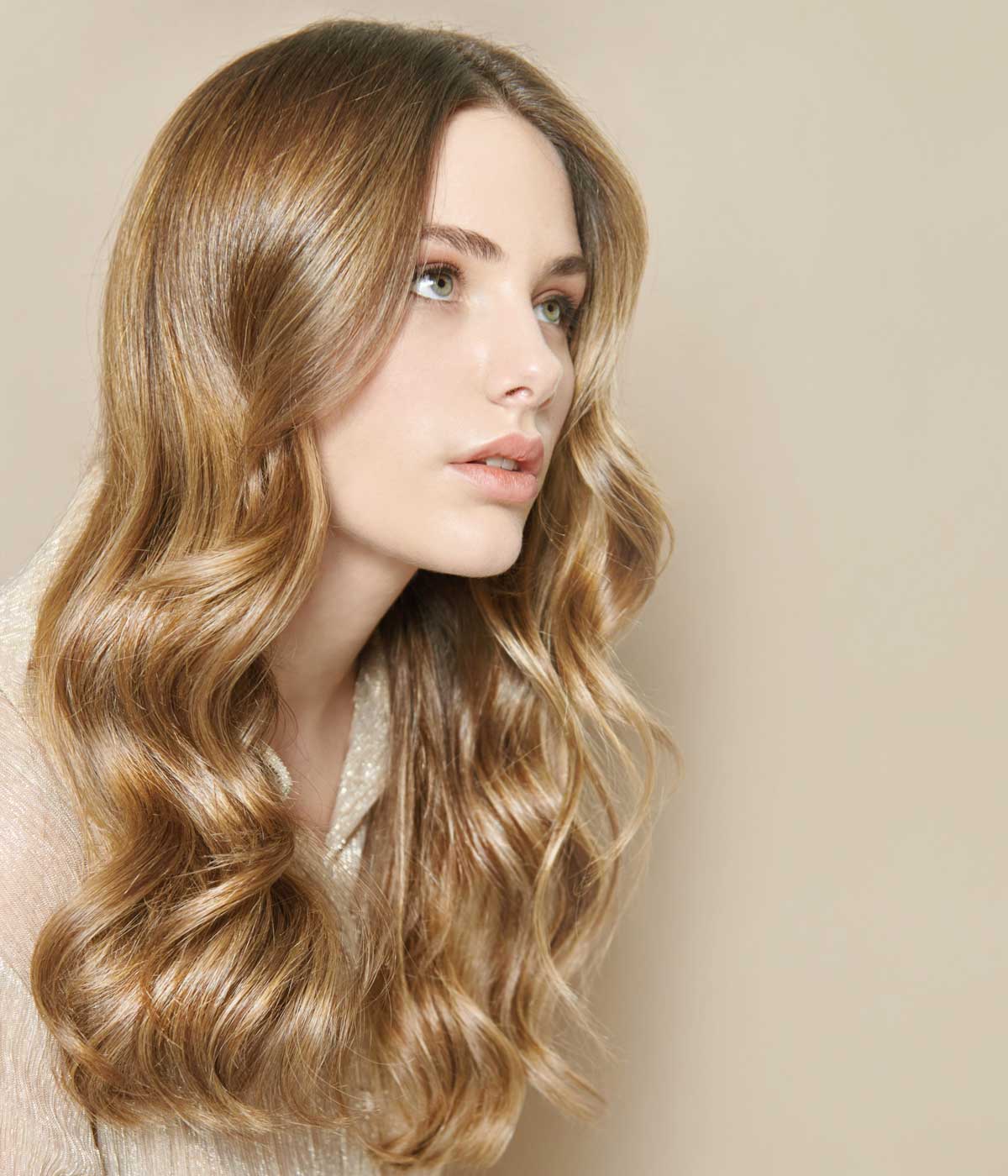 Tagli capelli lunghi colore honey blonde Tagli capelli lunghi colore honey blonde