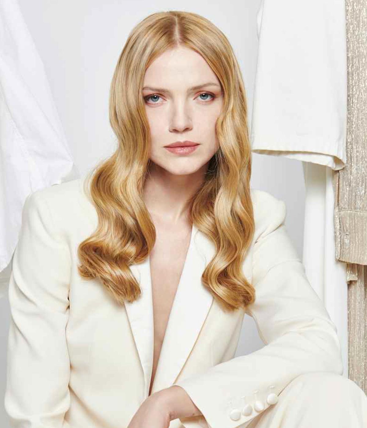 Tagli capelli lunghi colore biscuit blonde Tagli capelli lunghi colore biscuit blonde