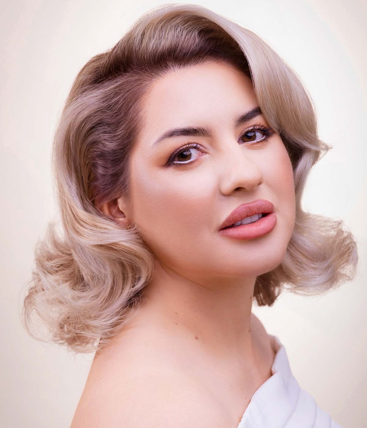 Maktub salon de Infrumusetare tagli capelli medi inverno 2025 Maktub salon de Infrumusetare tagli capelli medi inverno 2025