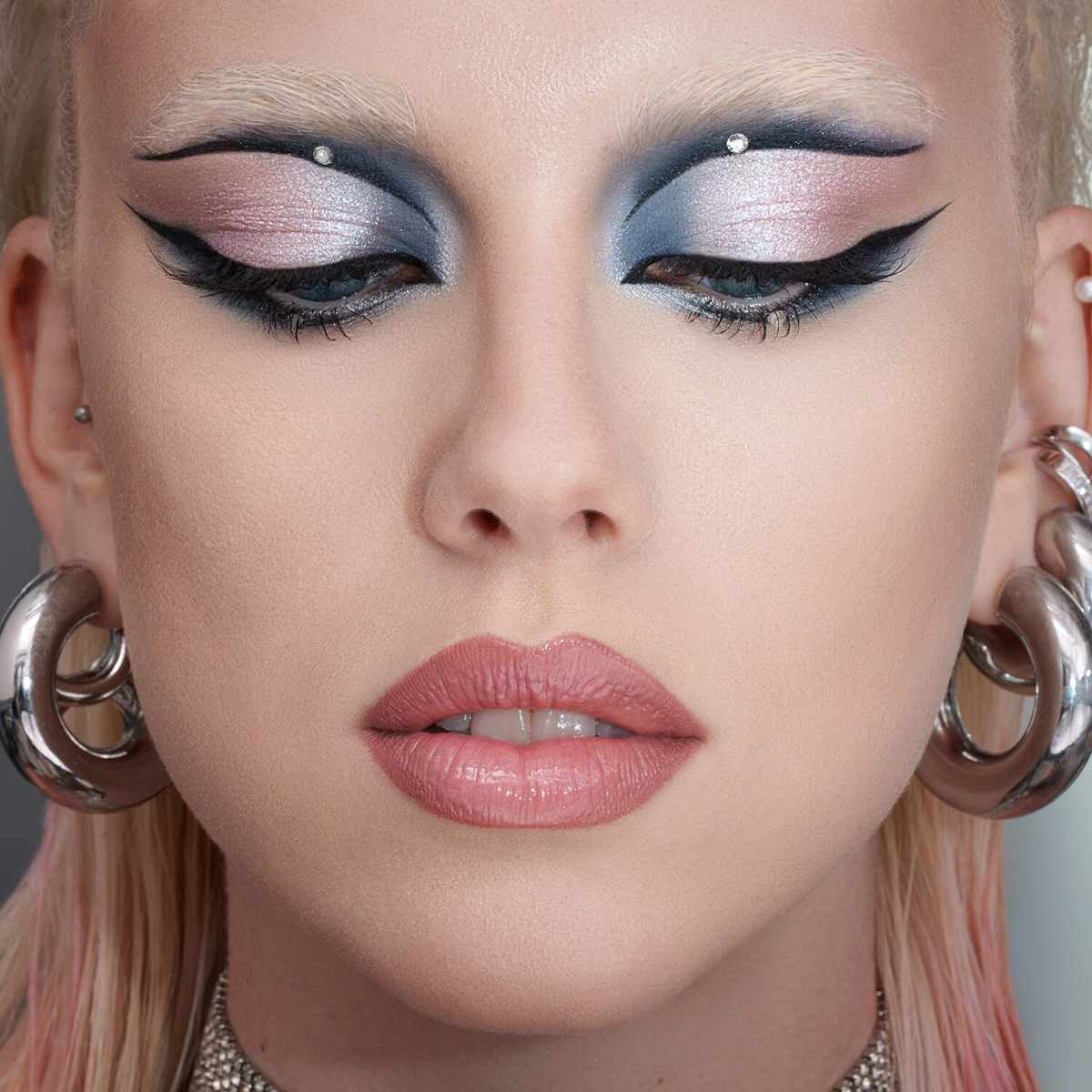 Otherworldy make up Otherworldy make up