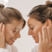 Come adattare la skincare routine all’età