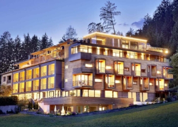Family hotel in montagna