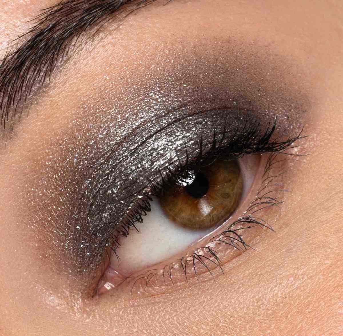 Capodanno 2026 idee trucco occhi Capodanno 2026 idee trucco occhi