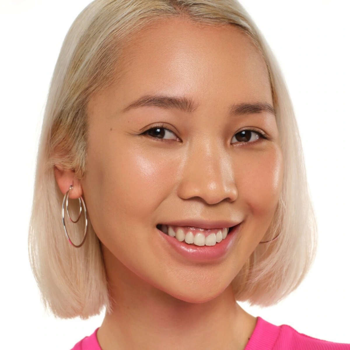 Fondotinta Essence Silky Blur Fondotinta Essence Silky Blur