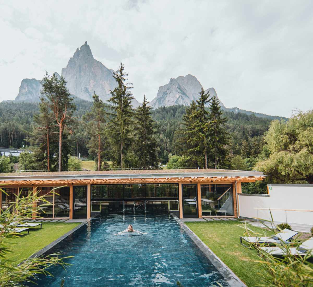 Spa e piscine relax degli alberghi sono per adulti Spa e piscine relax degli alberghi sono per adulti