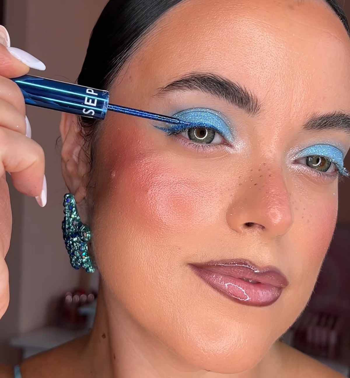 Pop of blue trucco occhi estivo Pop of blue trucco occhi estivo
