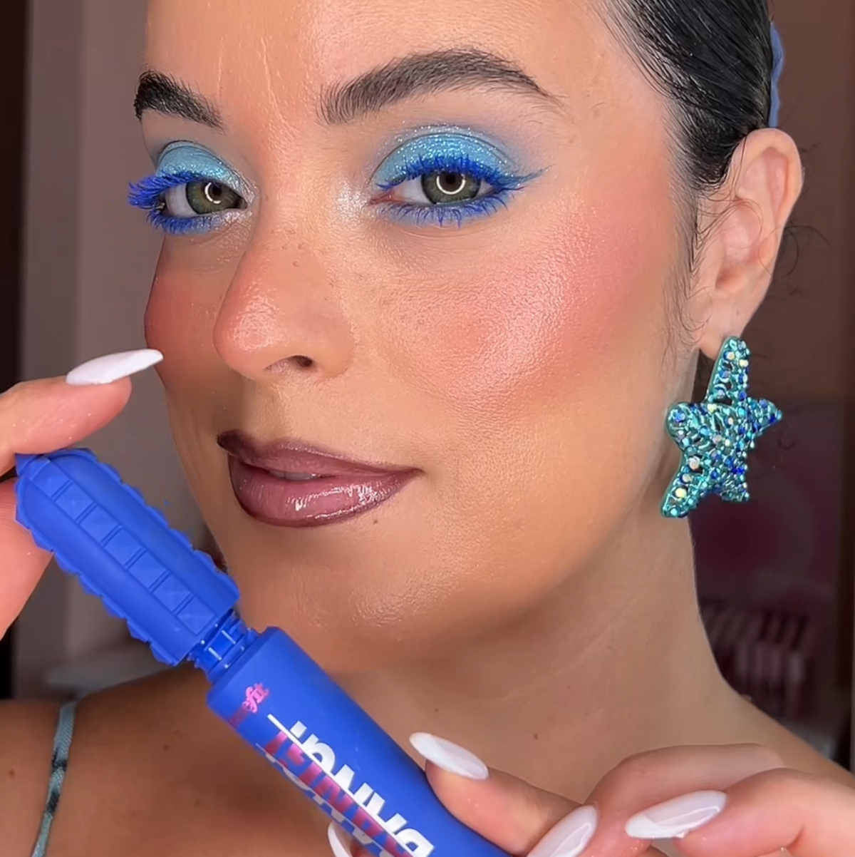 Trucco occhi colorato Pop of blue Trucco occhi colorato Pop of blue