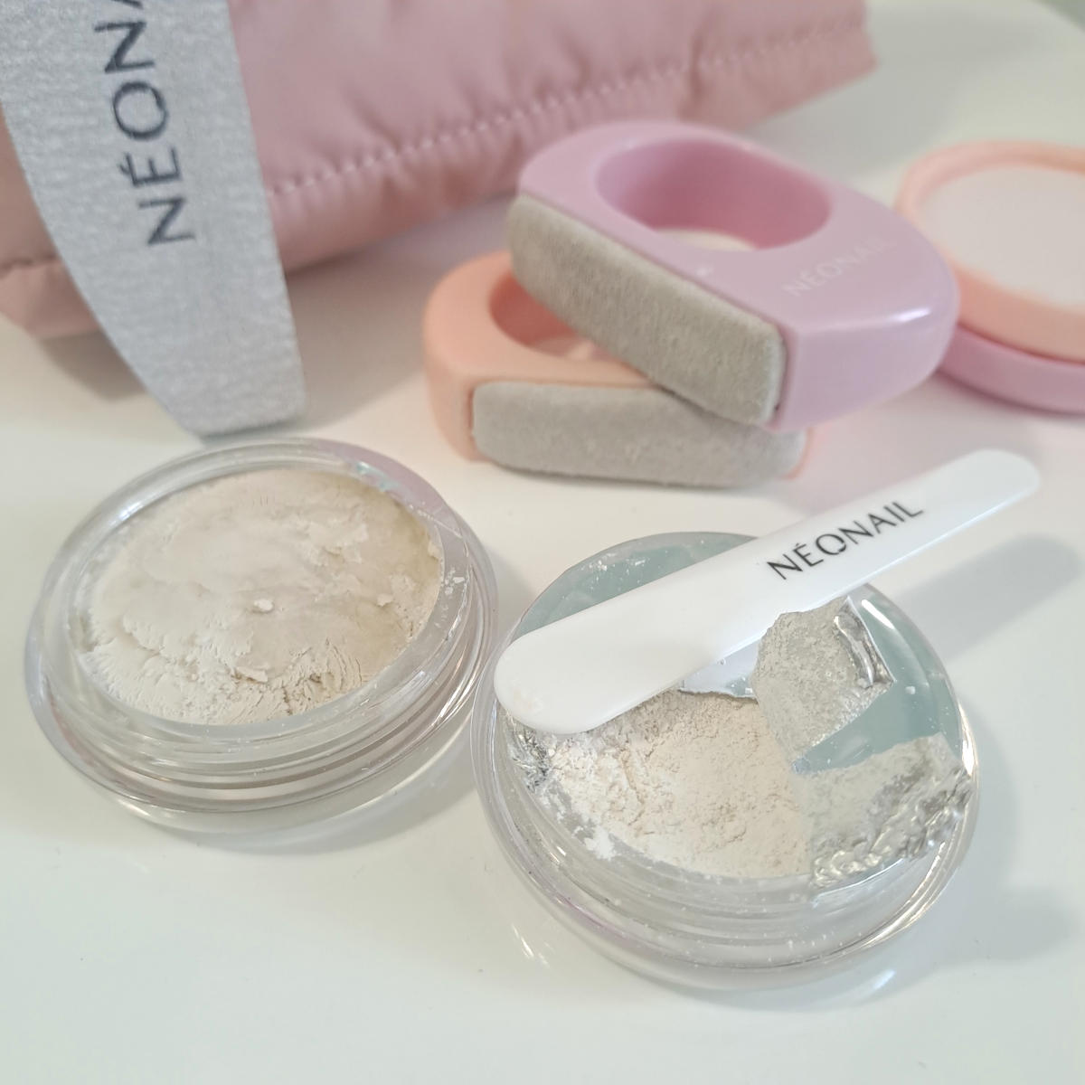 Neonail kit per realizzare manicure giapponese Neonail kit per realizzare manicure giapponese