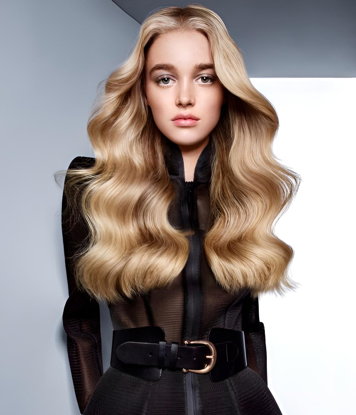 Capelli lunghi mossi tagli pari Capelli lunghi mossi tagli pari