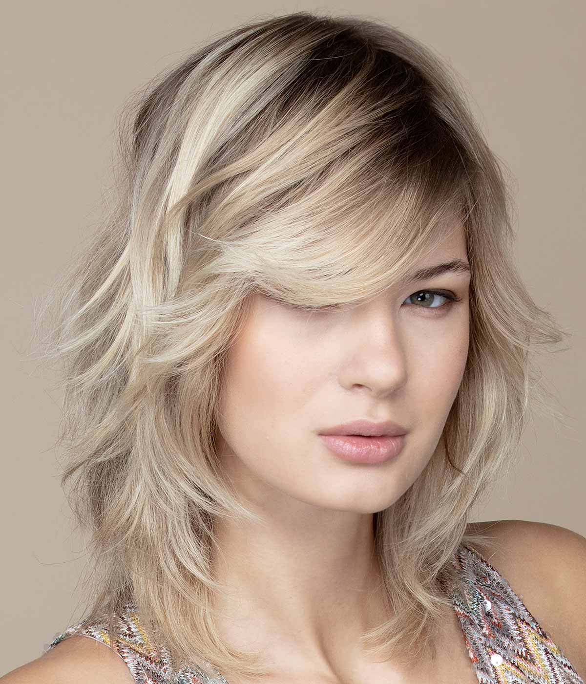 Tagli capelli medi 2025 primavera estate Tagli capelli medi 2025 primavera estate