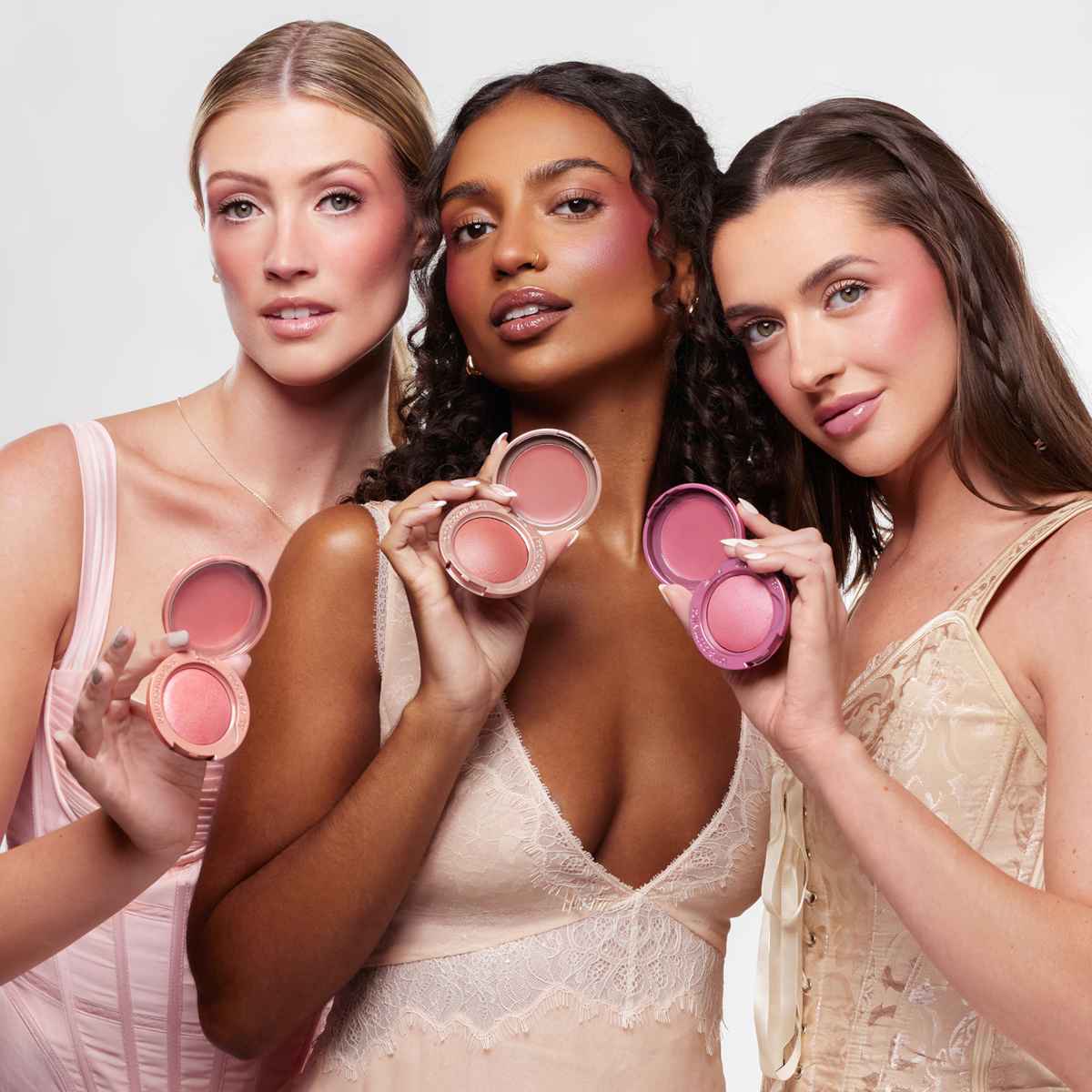 Tecnica trucco draping con blush Tecnica trucco draping con blush